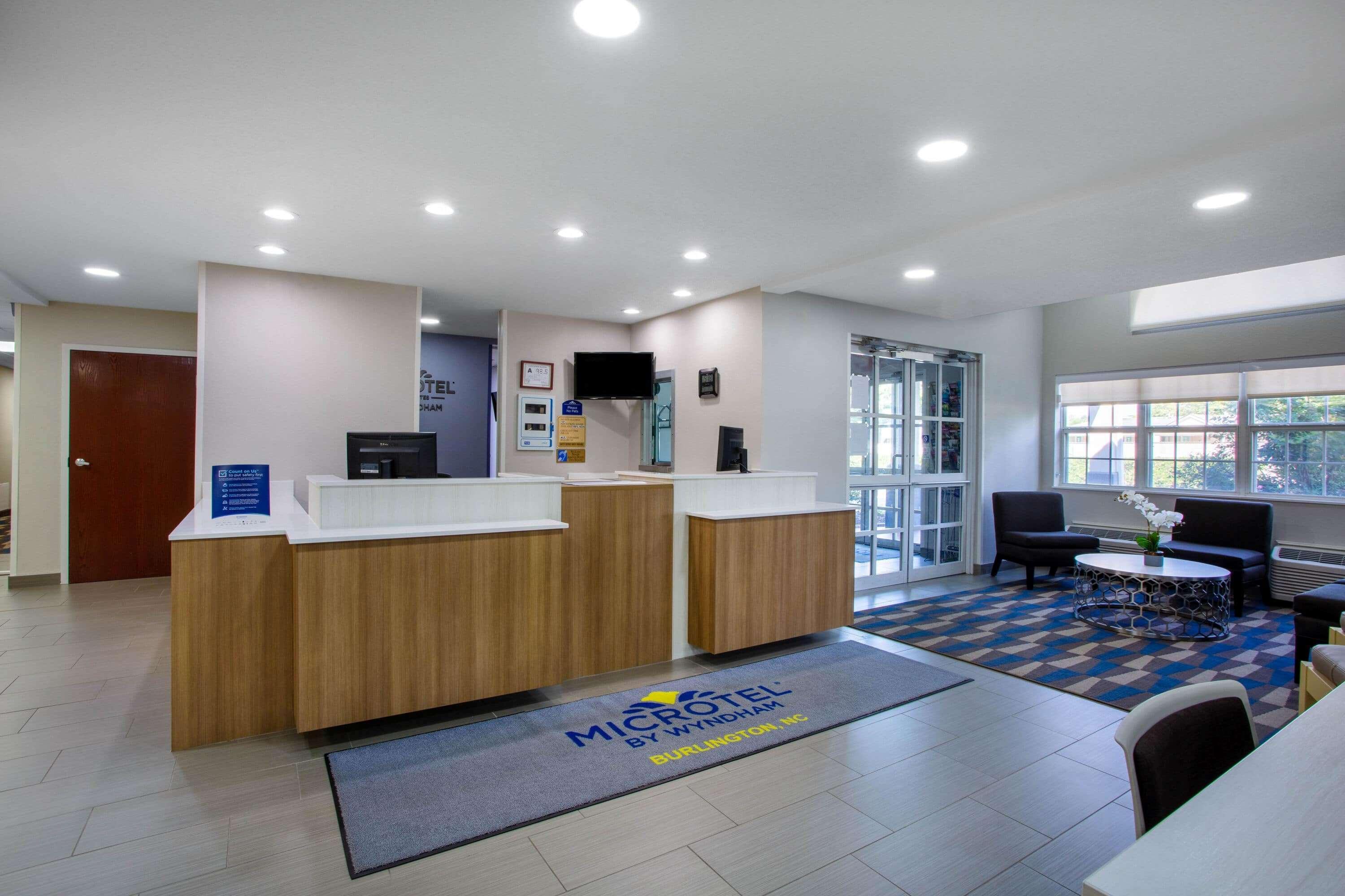 Microtel Inn & Suites By Wyndham Μπέρλινγκτον Εξωτερικό φωτογραφία