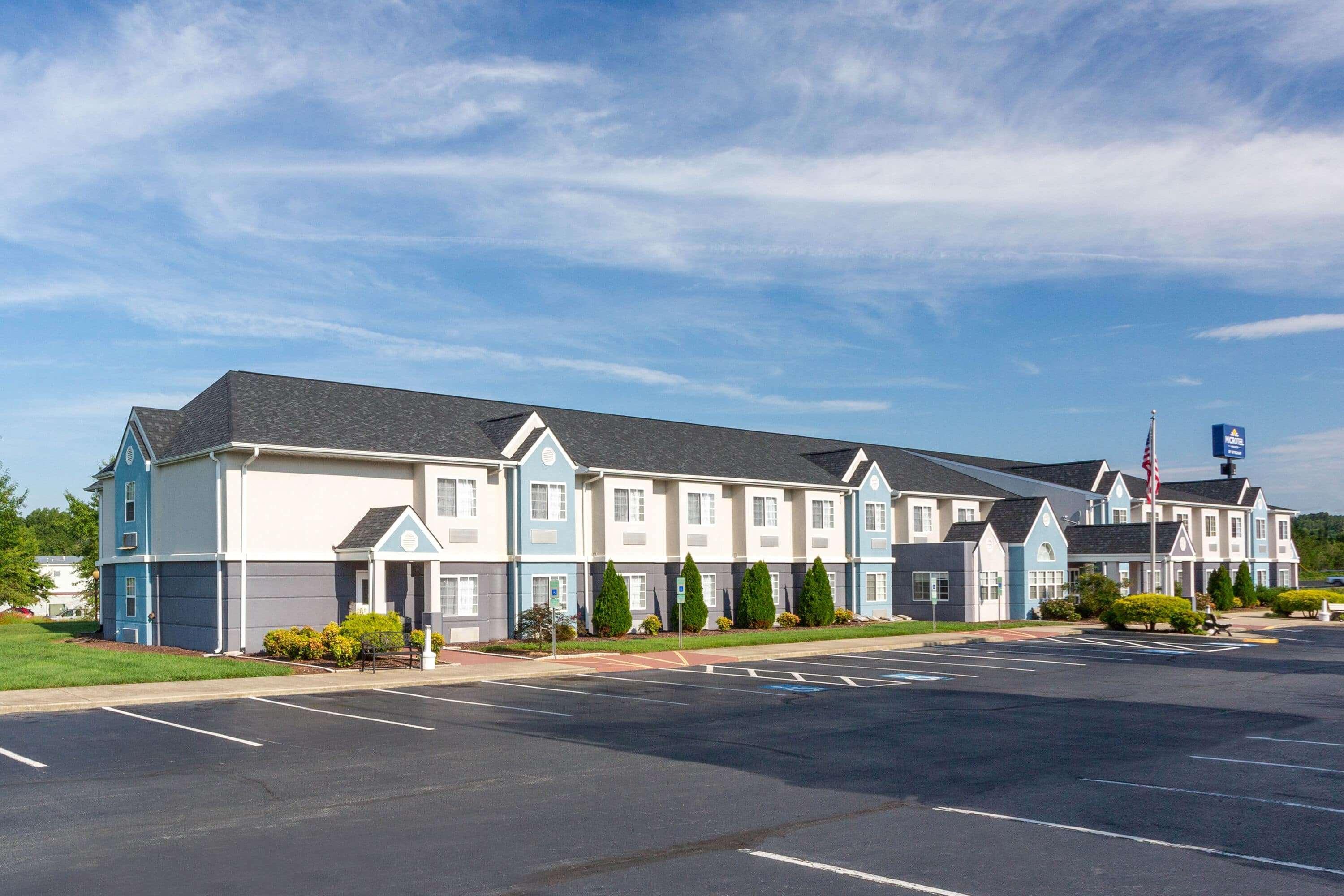 Microtel Inn & Suites By Wyndham Μπέρλινγκτον Εξωτερικό φωτογραφία